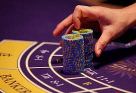 Filipino player claiming a 333 Casino promotion bonus on mobile browser